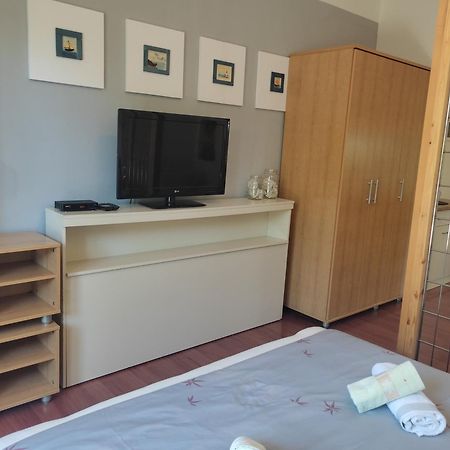 Apartmani Deleut Novi Vinodolski Buitenkant foto