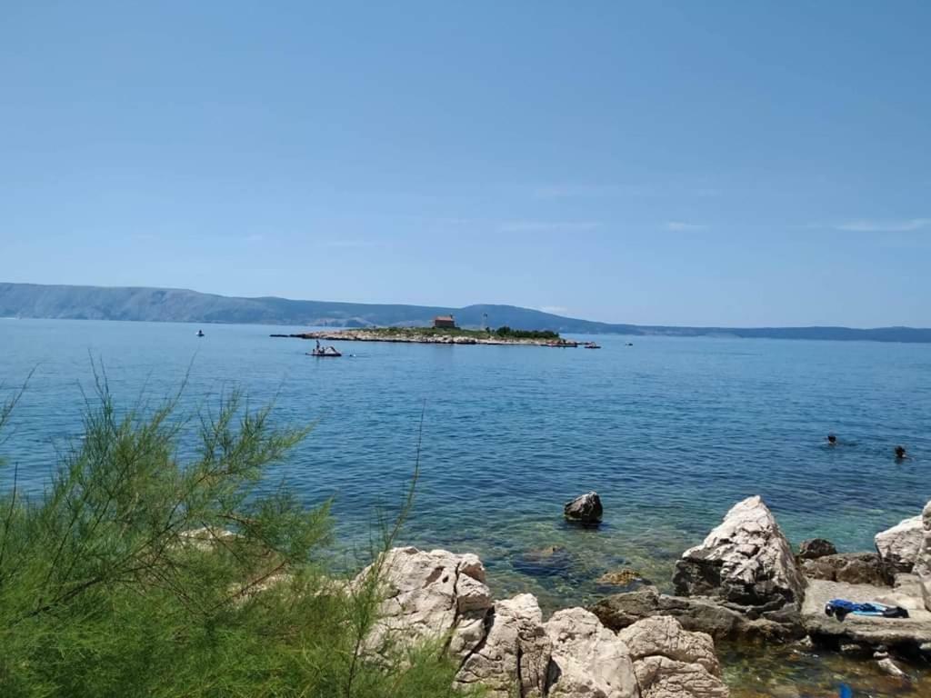 Apartmani Deleut Novi Vinodolski Buitenkant foto